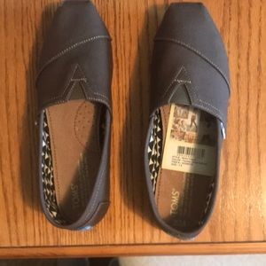 TOMS Women’s Classic